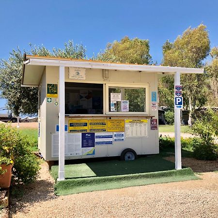 פולה Camping Cala D'Ostia מראה חיצוני תמונה