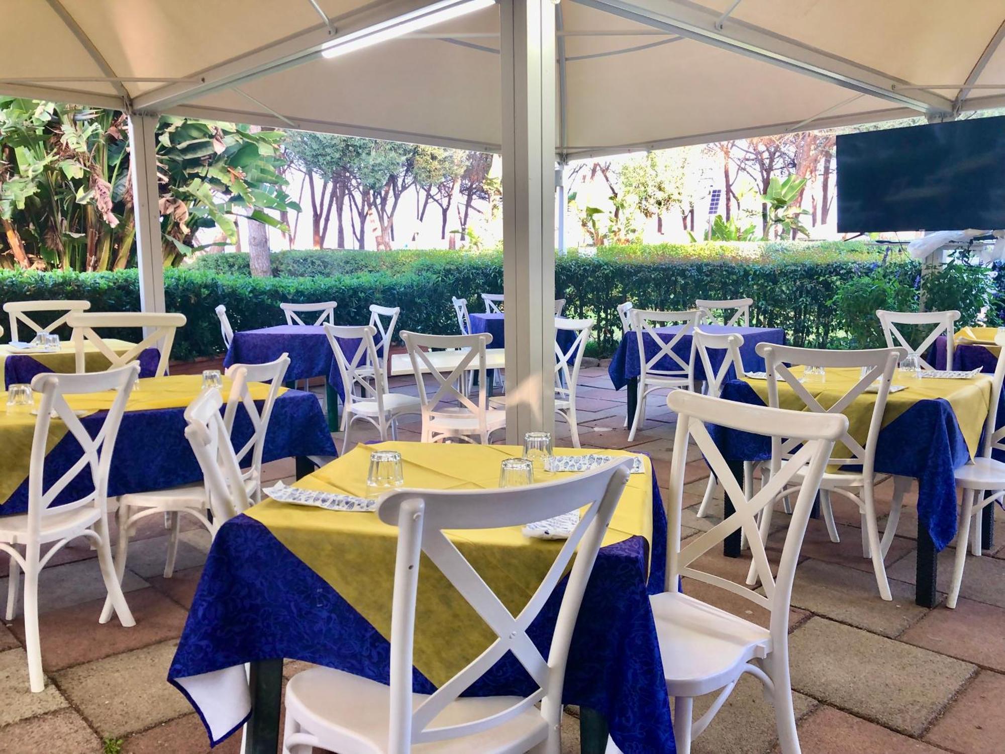 פולה Camping Cala D'Ostia מראה חיצוני תמונה