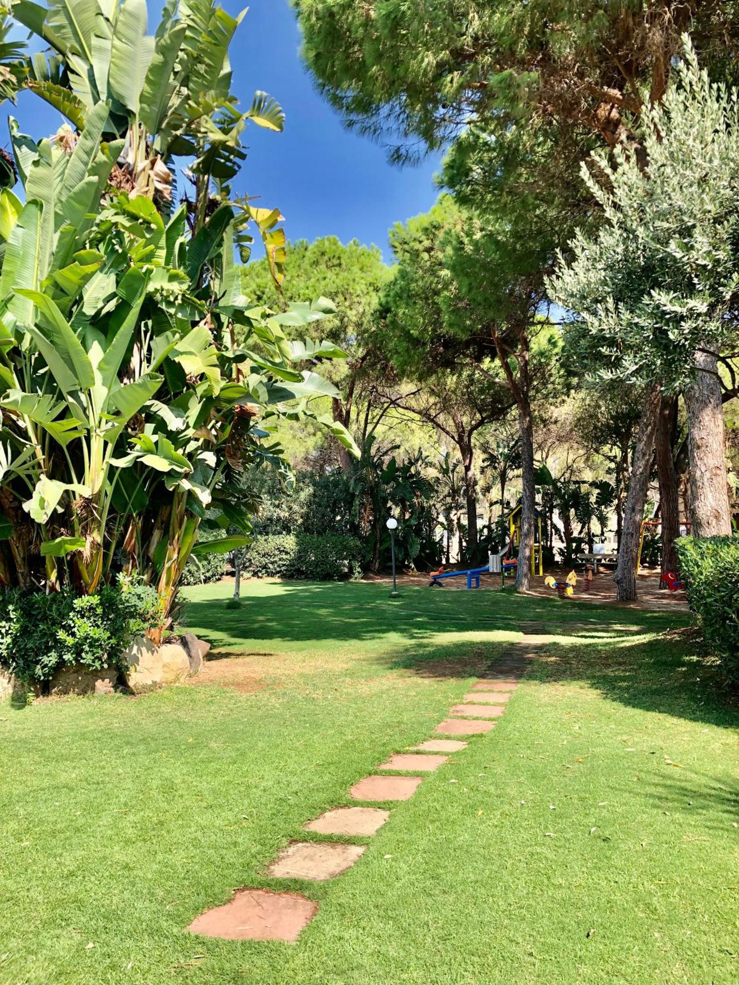 פולה Camping Cala D'Ostia מראה חיצוני תמונה